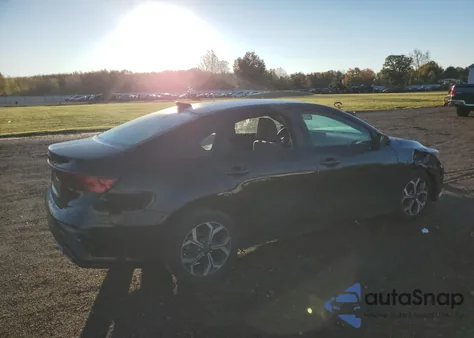 2020 Kia Forte Fe из США, поврежденный, VIN 3KPF24AD9LE150987